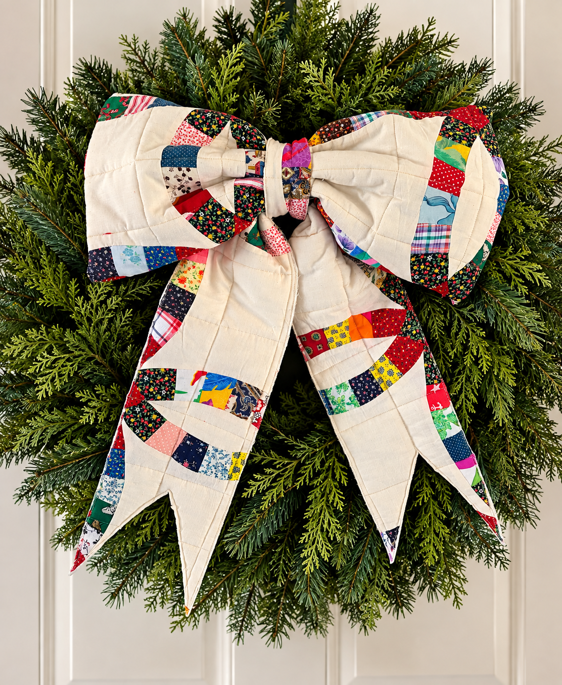 Vintage Double Wedding Ring Quilt Bow