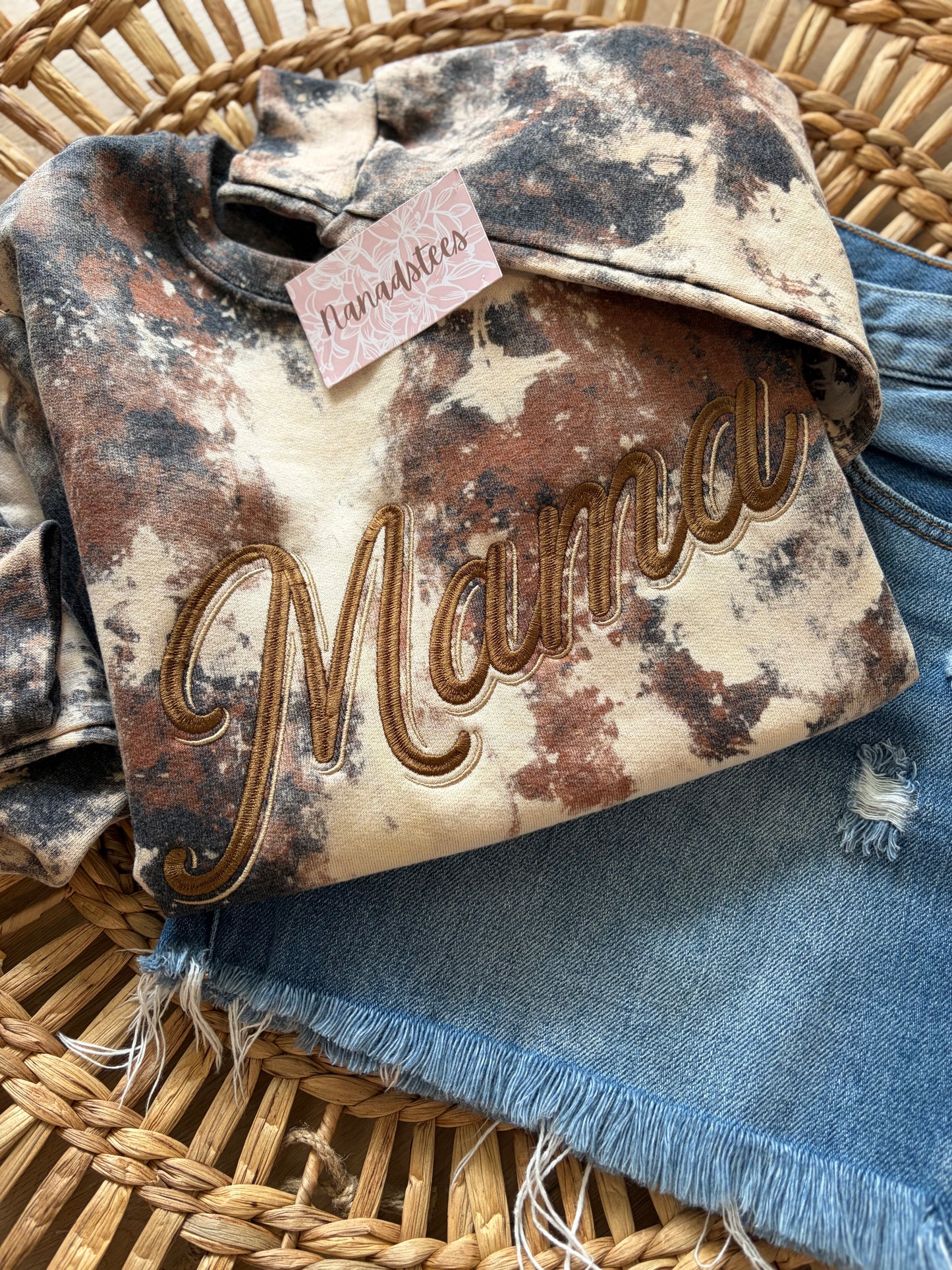 Mama Cowhide Bleached Crew