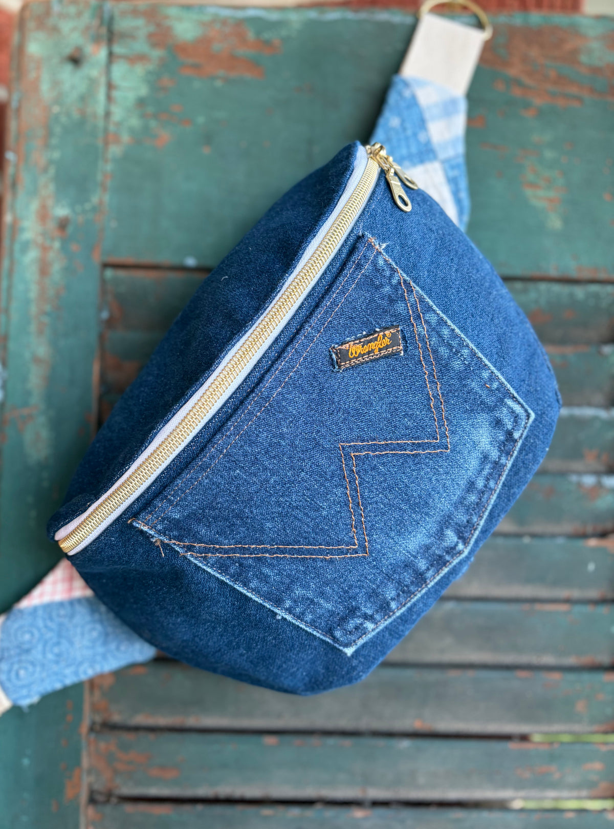Wrangler jean upcycled bum bag
