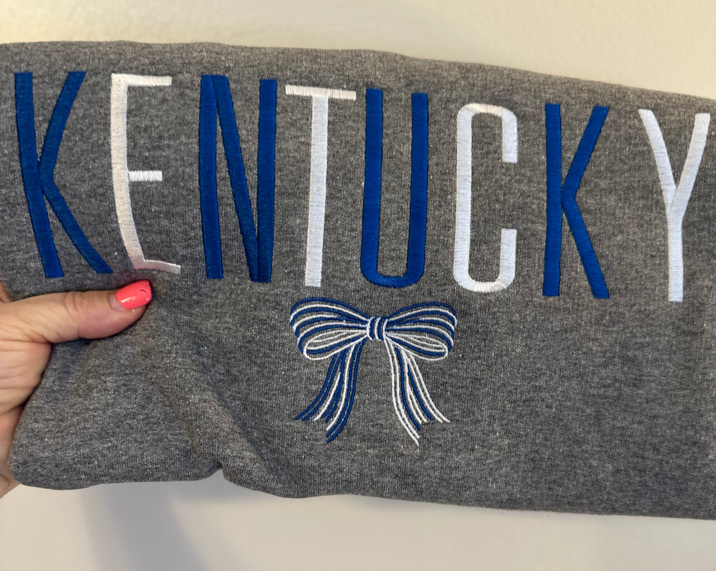 KENTUCKY BOW MULTICOLORED CREW